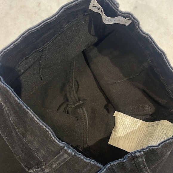 ZARA DARK BLACK SKINNY JEAN. 34/2 - Picture 4 of 5